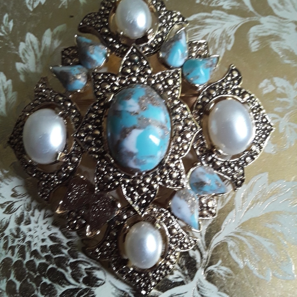 Sarah Coventry brooch.
